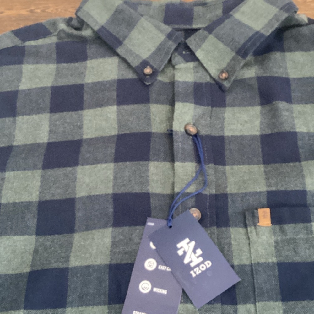 Izod Green and Navy Buffalo Check Button-Down Shirt